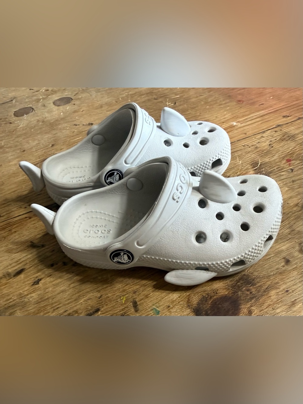 CROCS Toddlers Classic I Am Shark Clog Gray - Picture 3 of 7